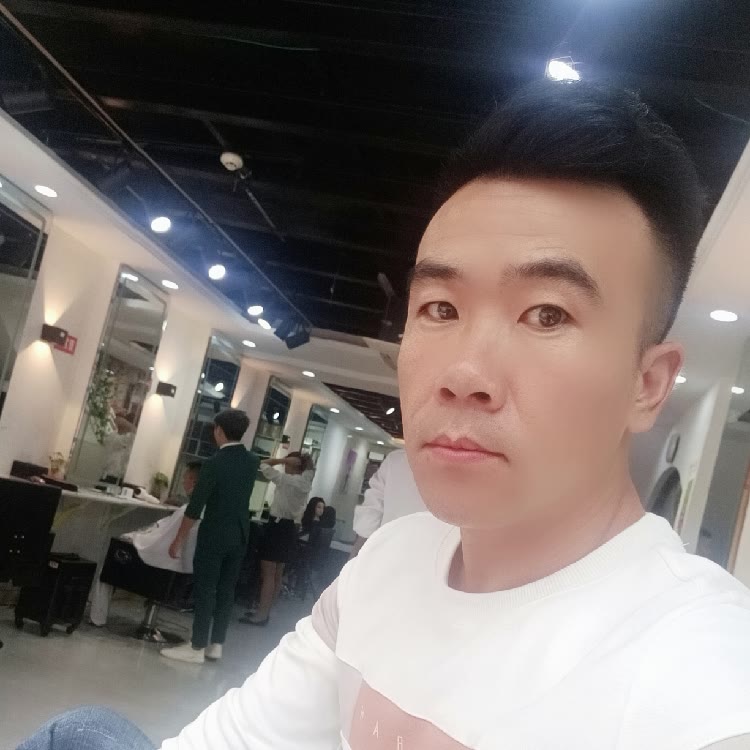 贵州小圆哥