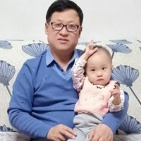 小依依（与贺老师）