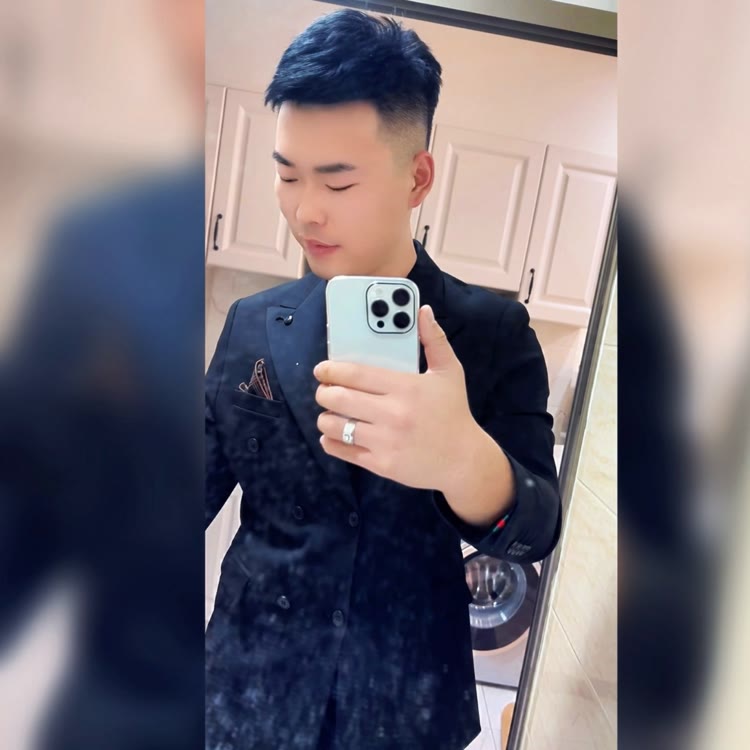 爷爷的伊泽