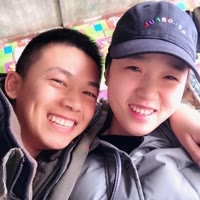 乌苏里江张鹏.