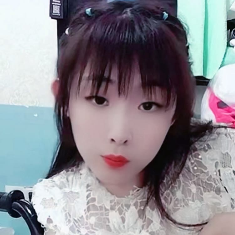 幸福月丫头💕.