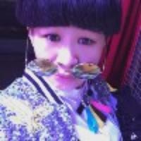 小娜娜中午12点直播