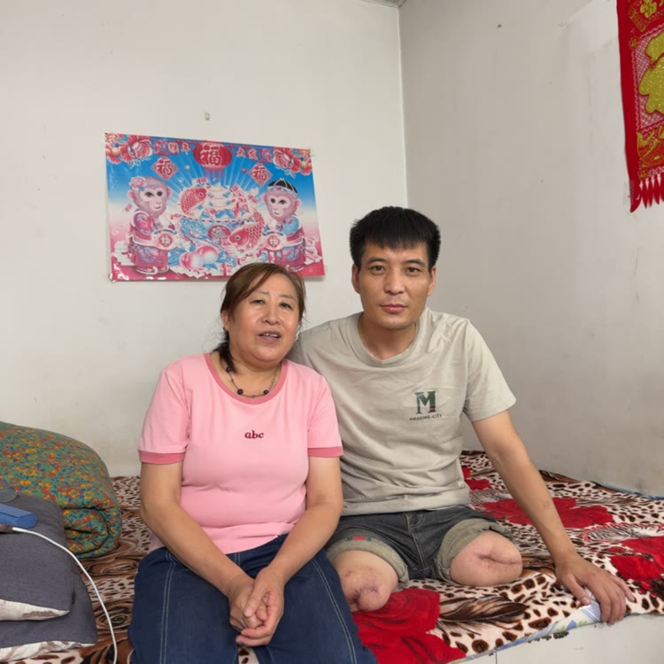 大超和妈妈的日常生活