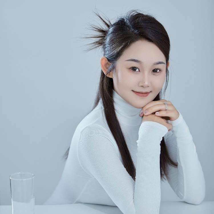 马宏龙媳妇（大图图）