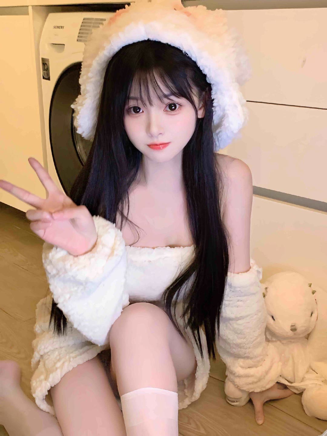 
今天我请客，请你热爱生活#纯欲甜妹穿搭@山崎烧卖
-纯欲Mvp
-第8
张图片