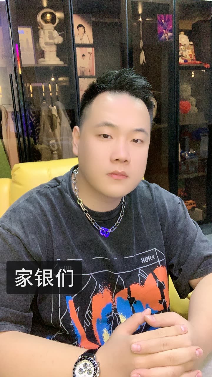 幽河～白小白的快手直播蓝香儿633856小时前来自 iphone客户端我正在