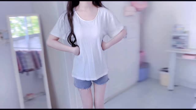 你应该大声说“拜拜” #小白裙 #春日暴击