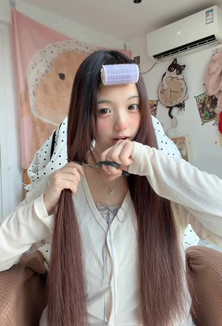 今天来剪刘海啦老婆们有没有被我的封面骗哈哈哈 #剪头发 #发型教程